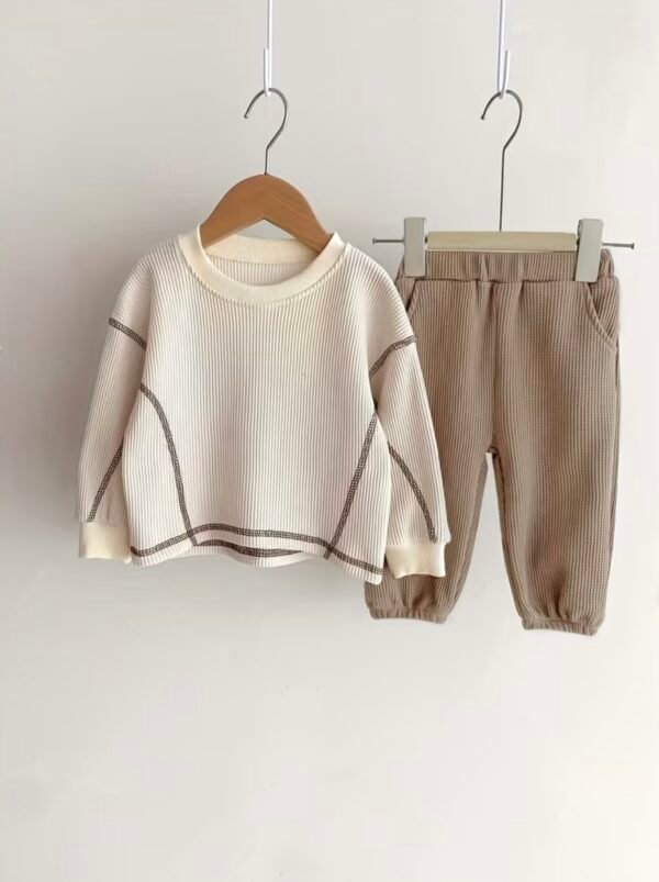 Boy’s casual knit sweatshirt & pants set